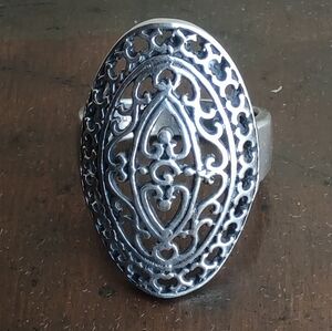 Sterling Silver Oval Detailed Openwork Statement Ring Size 7